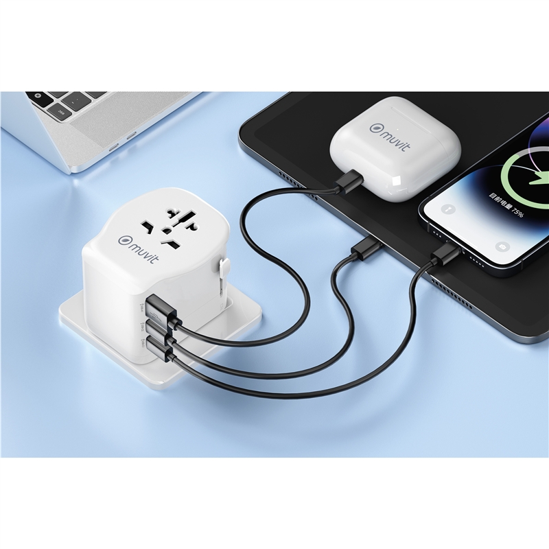 muvit for change adaptador Universal de viaje 2 USB-C PD45W + 1 USB-A blanco